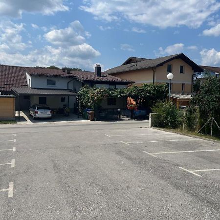 Room Oaza Miru Maribor Eksteriør billede
